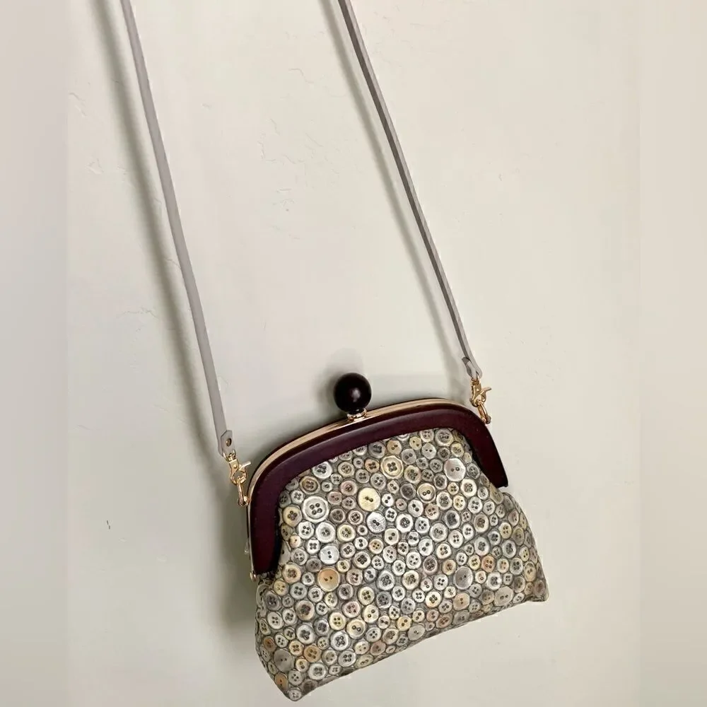 Handmade Genuine Leather Relief Button Pattern Push-lock Clutch/Crossbody
